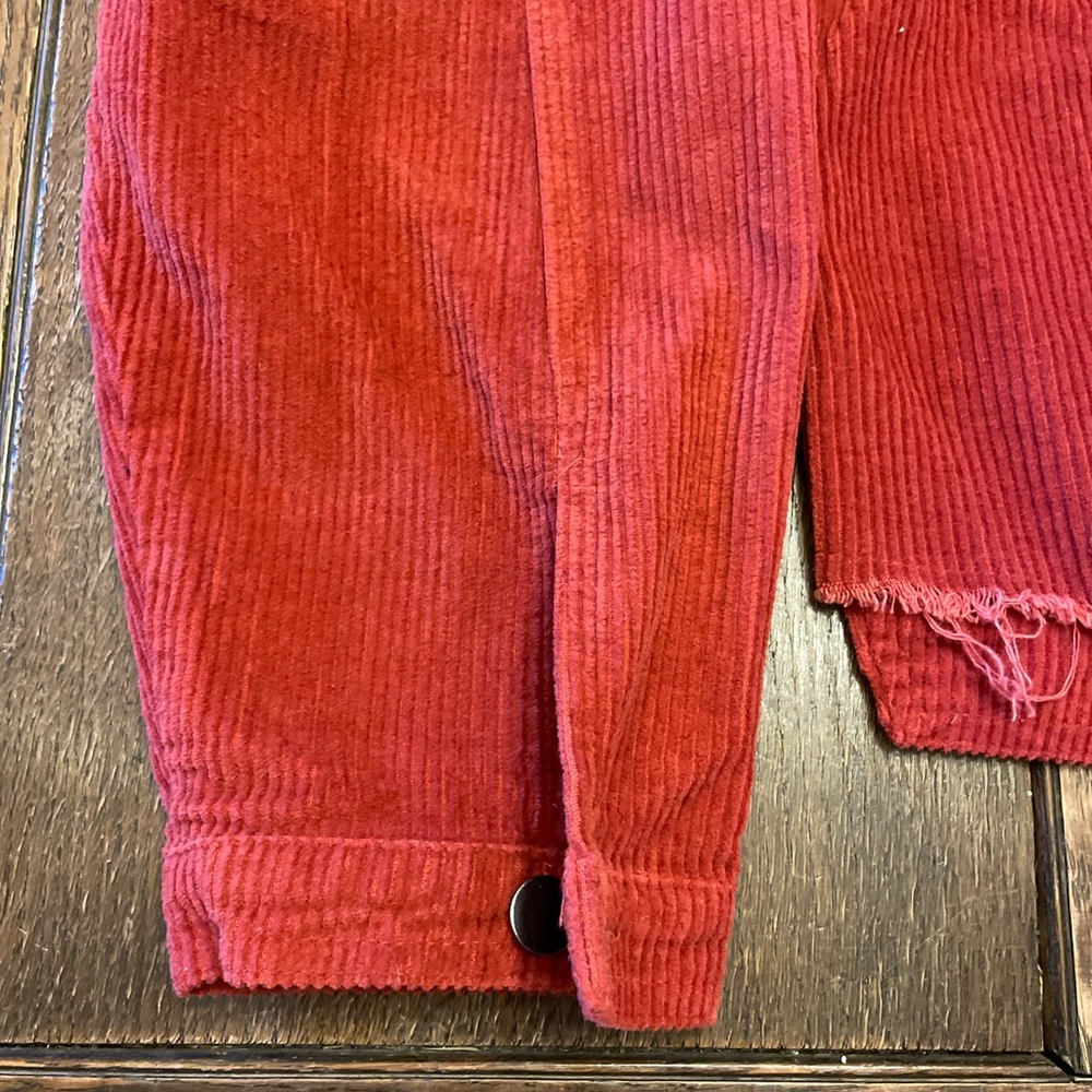 Women’s Cropped Shacket - Picture 3 of 5